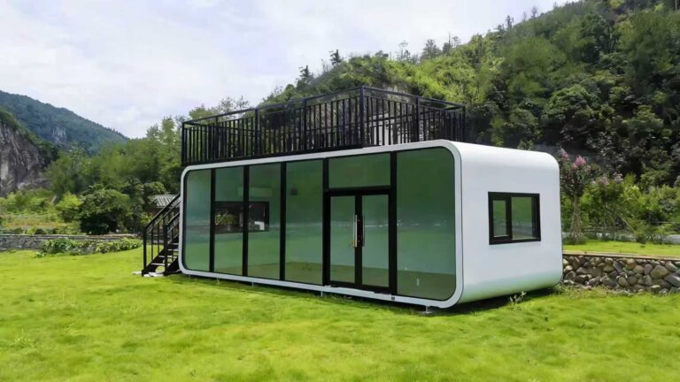 Apple Cabin